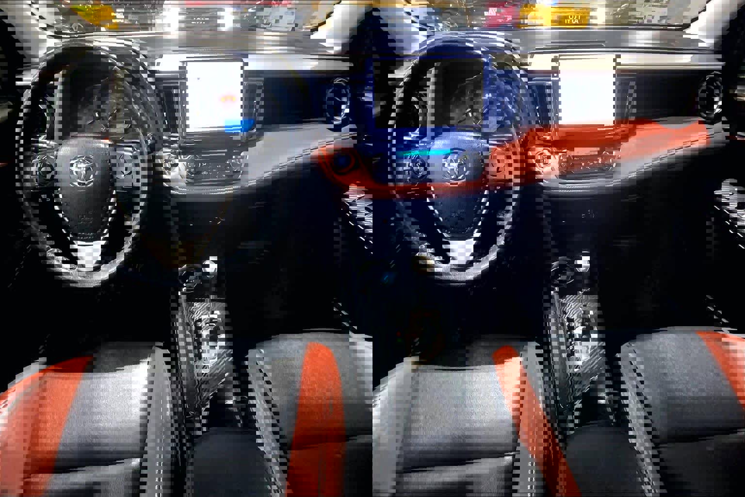 Used 2015 Toyota RAV4 Limited w/ Technology Package image 16