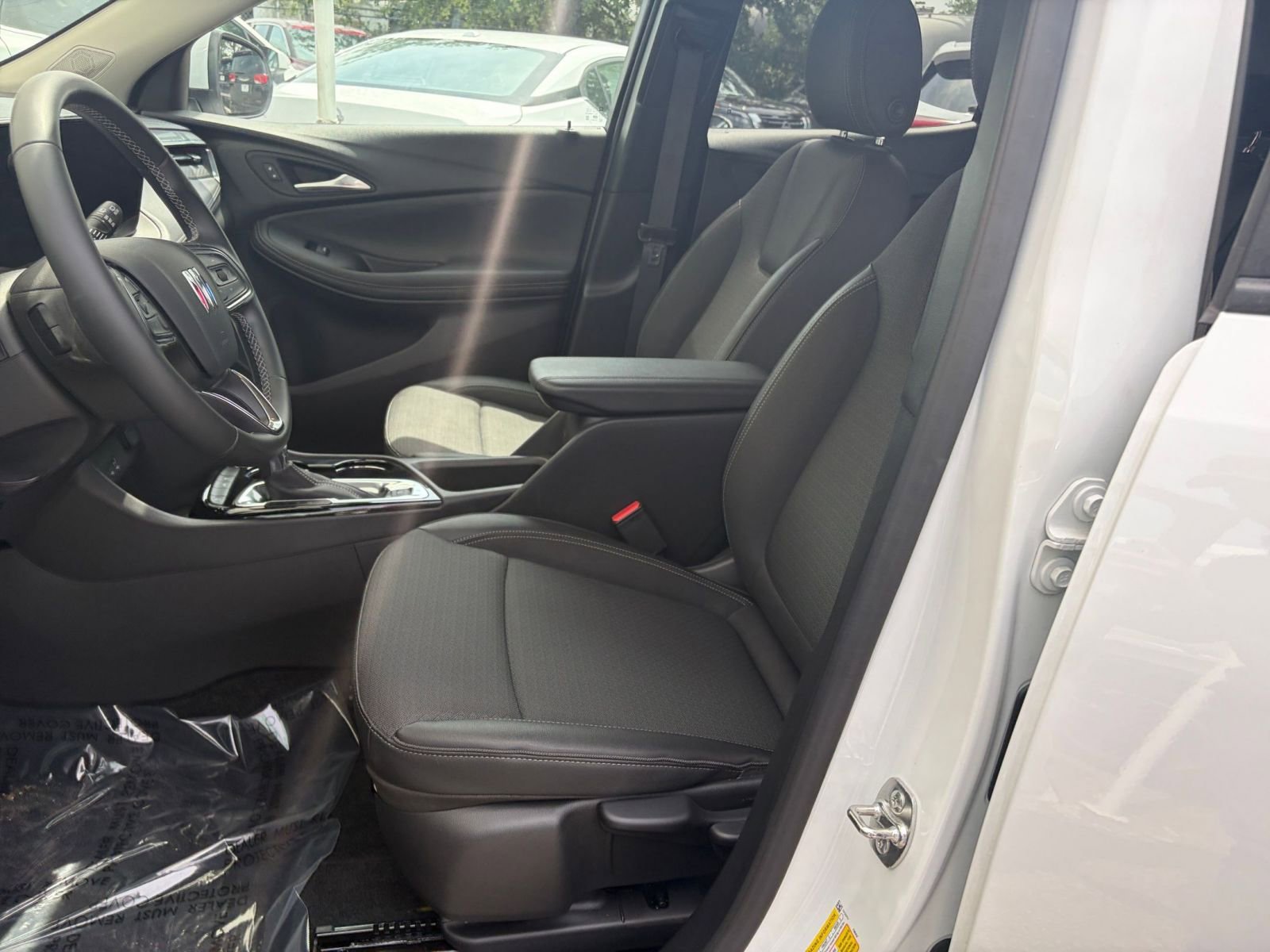 Used 2025 Buick Encore GX Preferred FWD image 25
