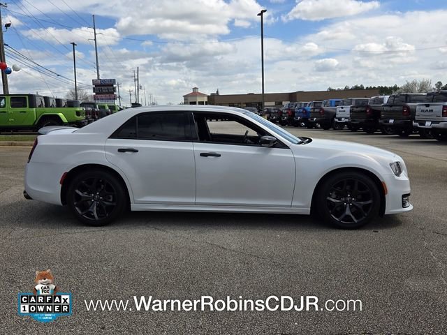 Used 2023 Chrysler 300 S w/ Comfort Group image 14