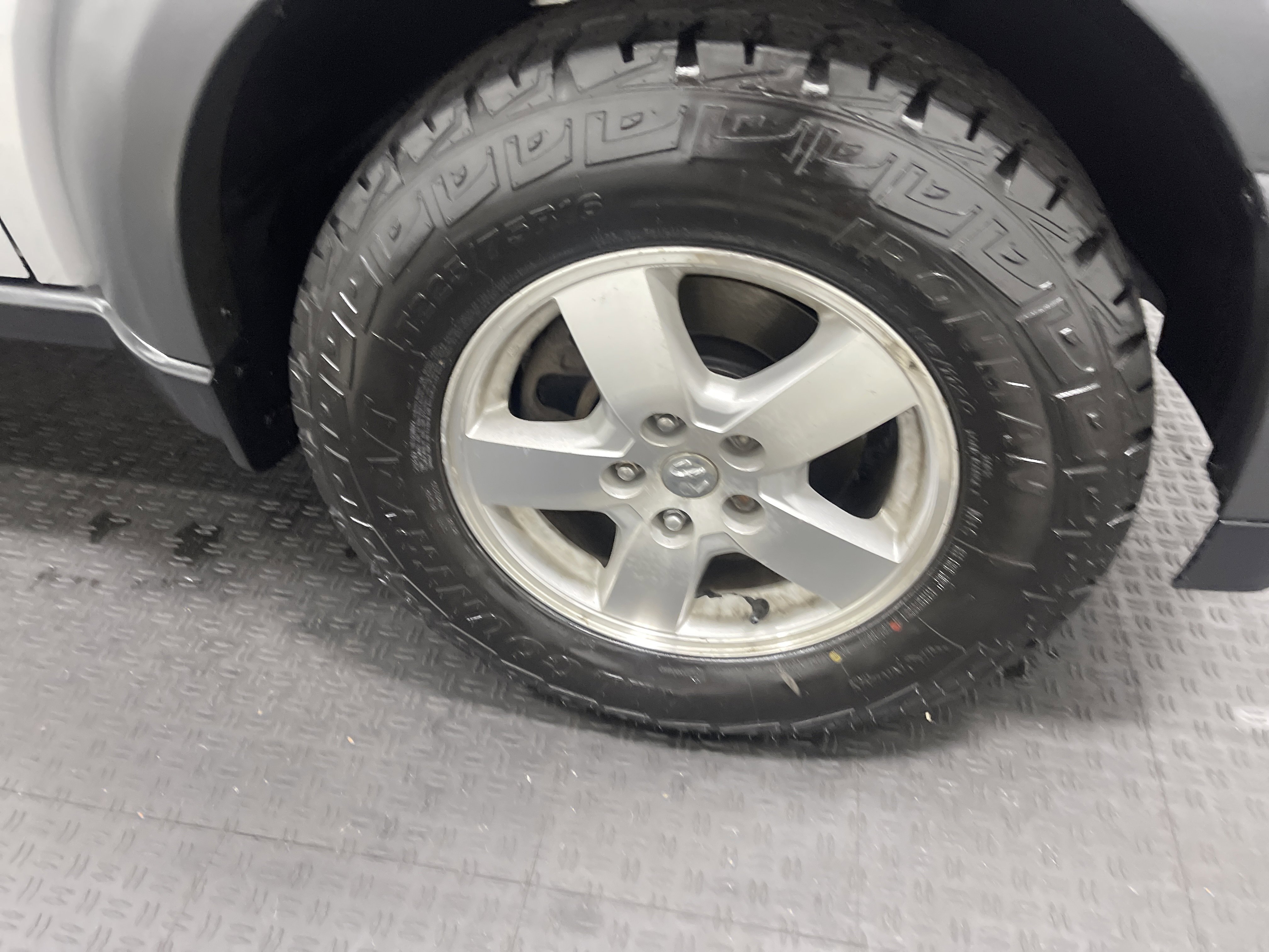 Used 2008 Dodge Nitro SXT AWD/4WD image 28