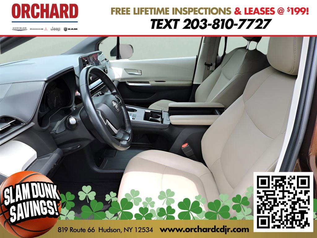 Used 2022 Toyota Sienna XLE image 27