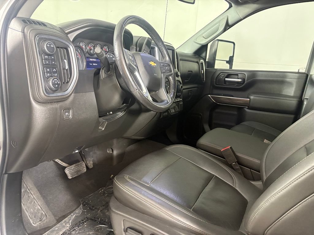 Certified 2022 Chevrolet Silverado 2500 LTZ w/ Z71 Off-Road Package AWD/4WD image 27