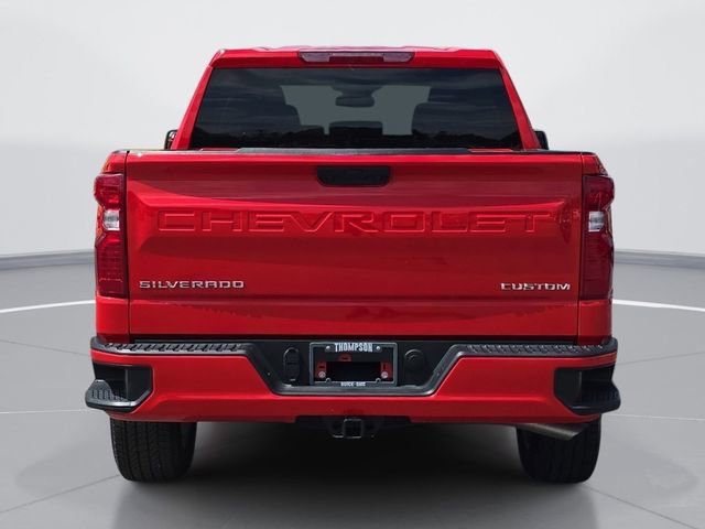 Used 2025 Chevrolet Silverado 1500 Custom image 4