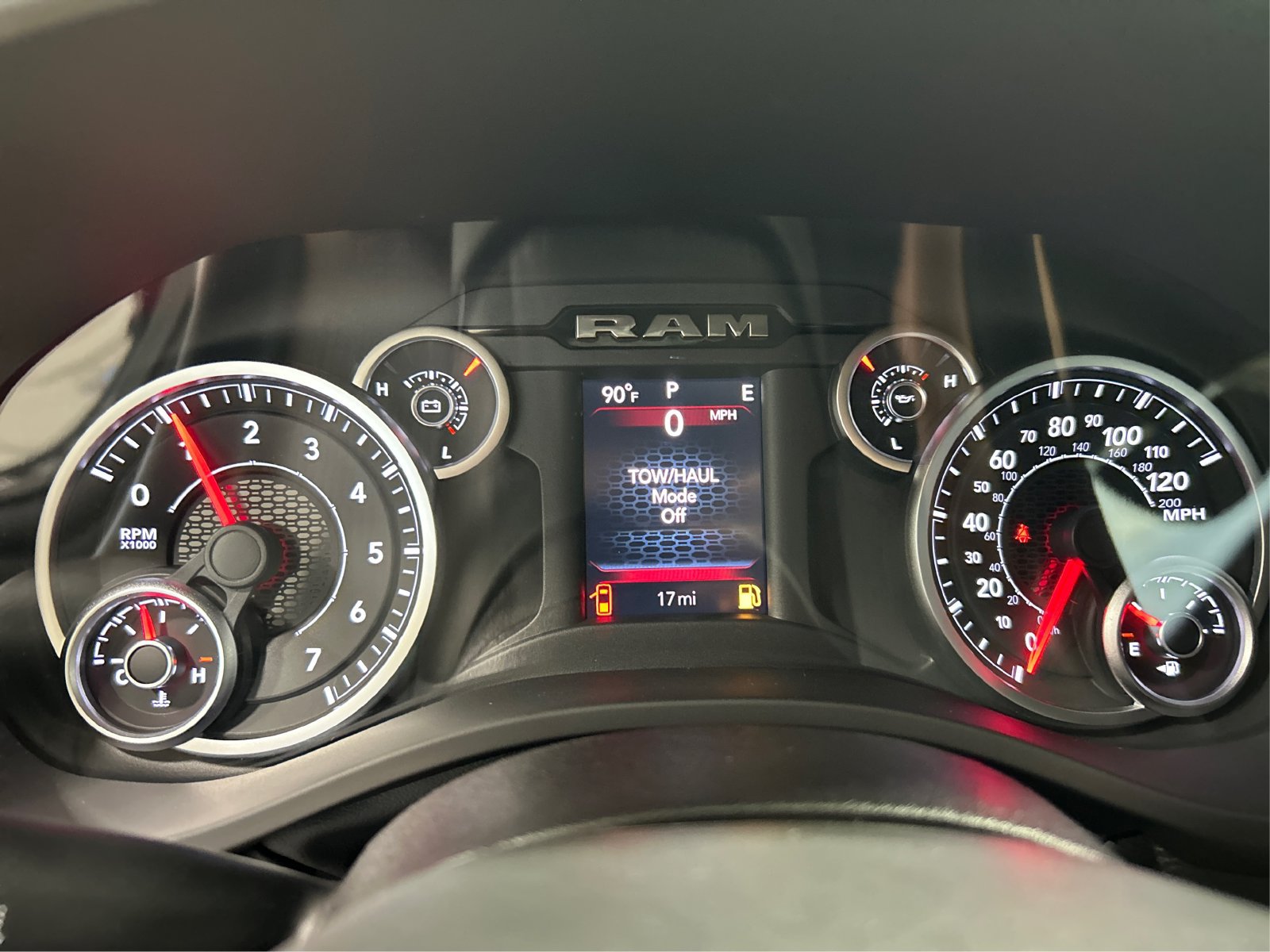 New 2026 RAM 1500 Tradesman AWD/4WD image 15