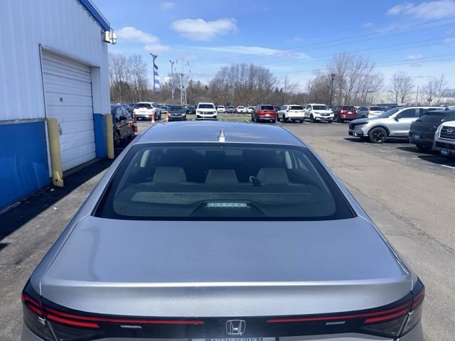 Used 2024 Honda Accord EX image 6