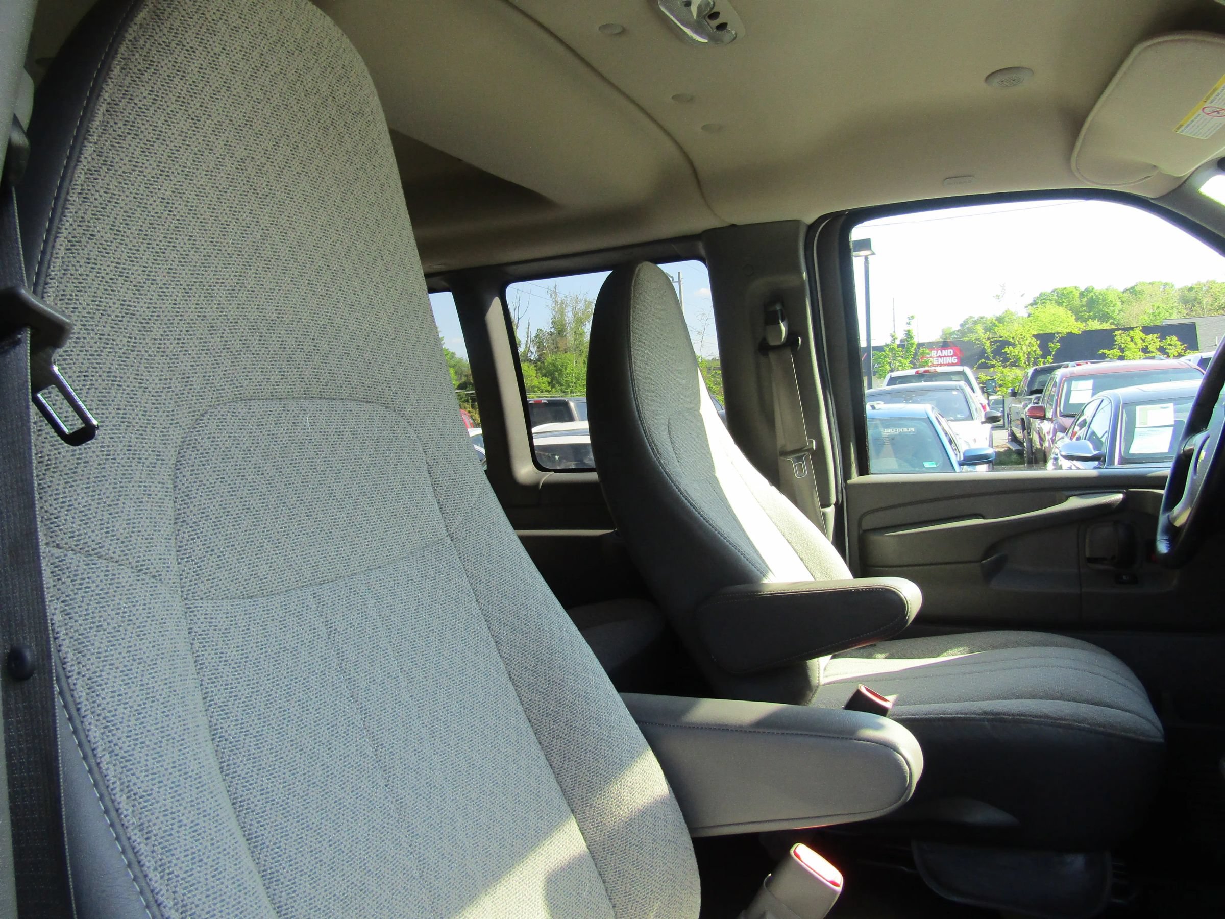 Used 2012 Chevrolet Express 3500 LT w/ LT Preferred Equipment Group RWD image 12