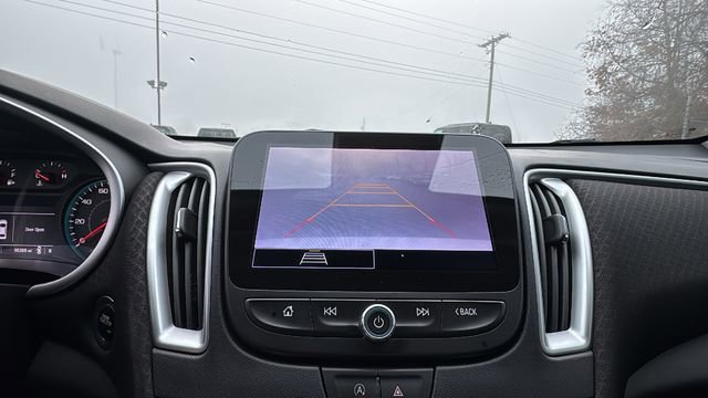 Used 2023 Chevrolet Malibu LT image 19