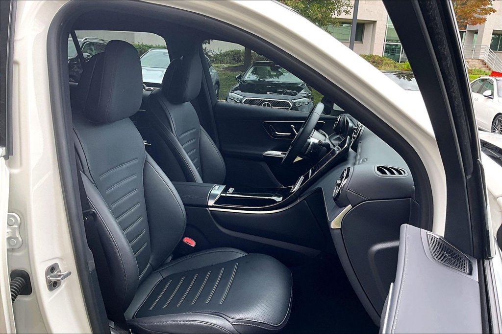 Certified 2025 Mercedes-Benz GLC 350e 4MATIC image 7