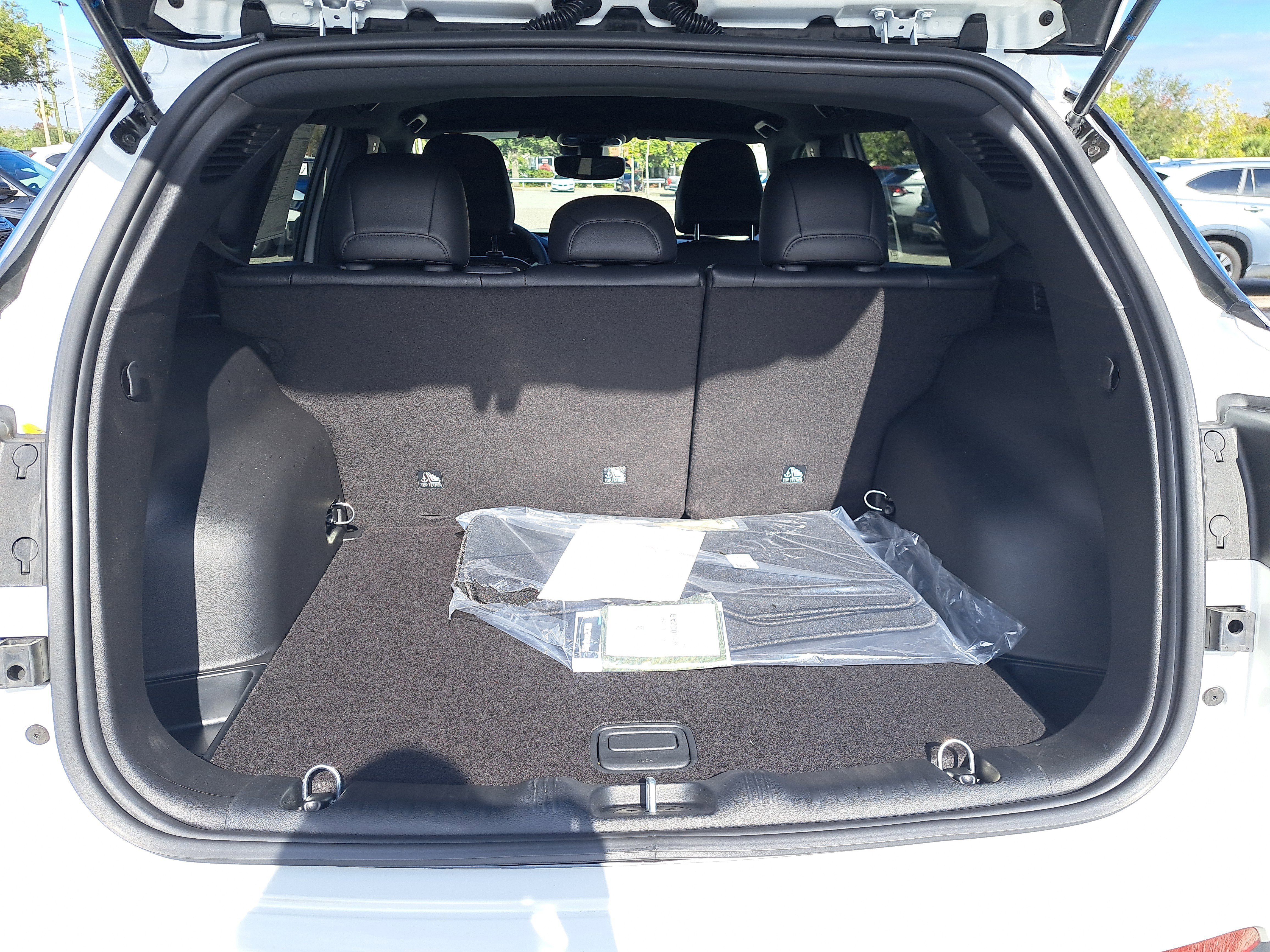 New 2026 Jeep Compass Latitude image 7