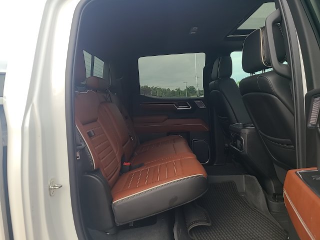Used 2023 GMC Sierra 1500 Denali Ultimate AWD/4WD image 32