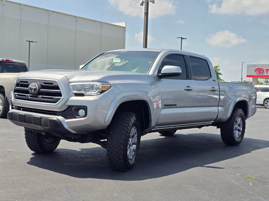 Used 2019 Toyota Tacoma SR5 AWD/4WD image 4