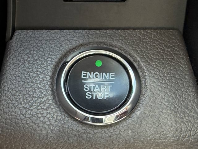 Used 2020 Ford Expedition Limited AWD/4WD image 27