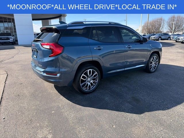 Used 2024 GMC Terrain Denali w/ Denali Premium Package image 12