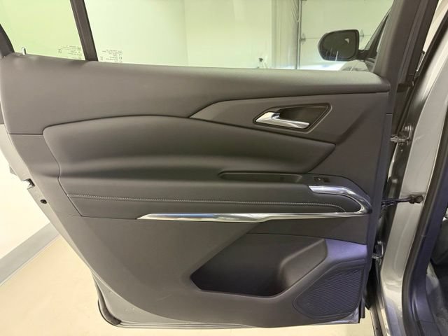 Certified 2026 Chevrolet Traverse LT FWD image 21