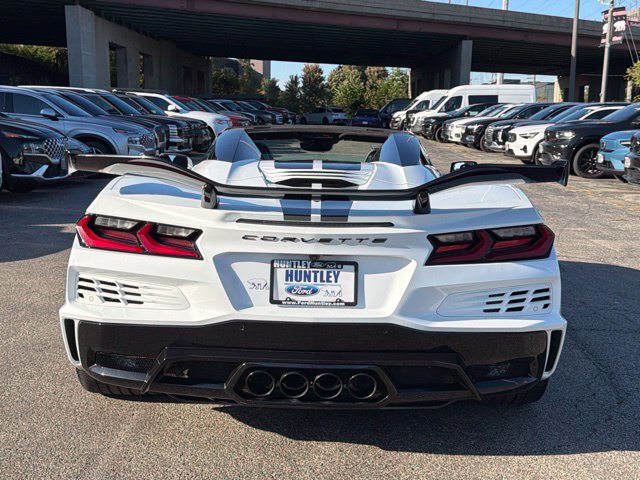 Used 2024 Chevrolet Corvette Z06 w/ Z07 Performance Package RWD image 7