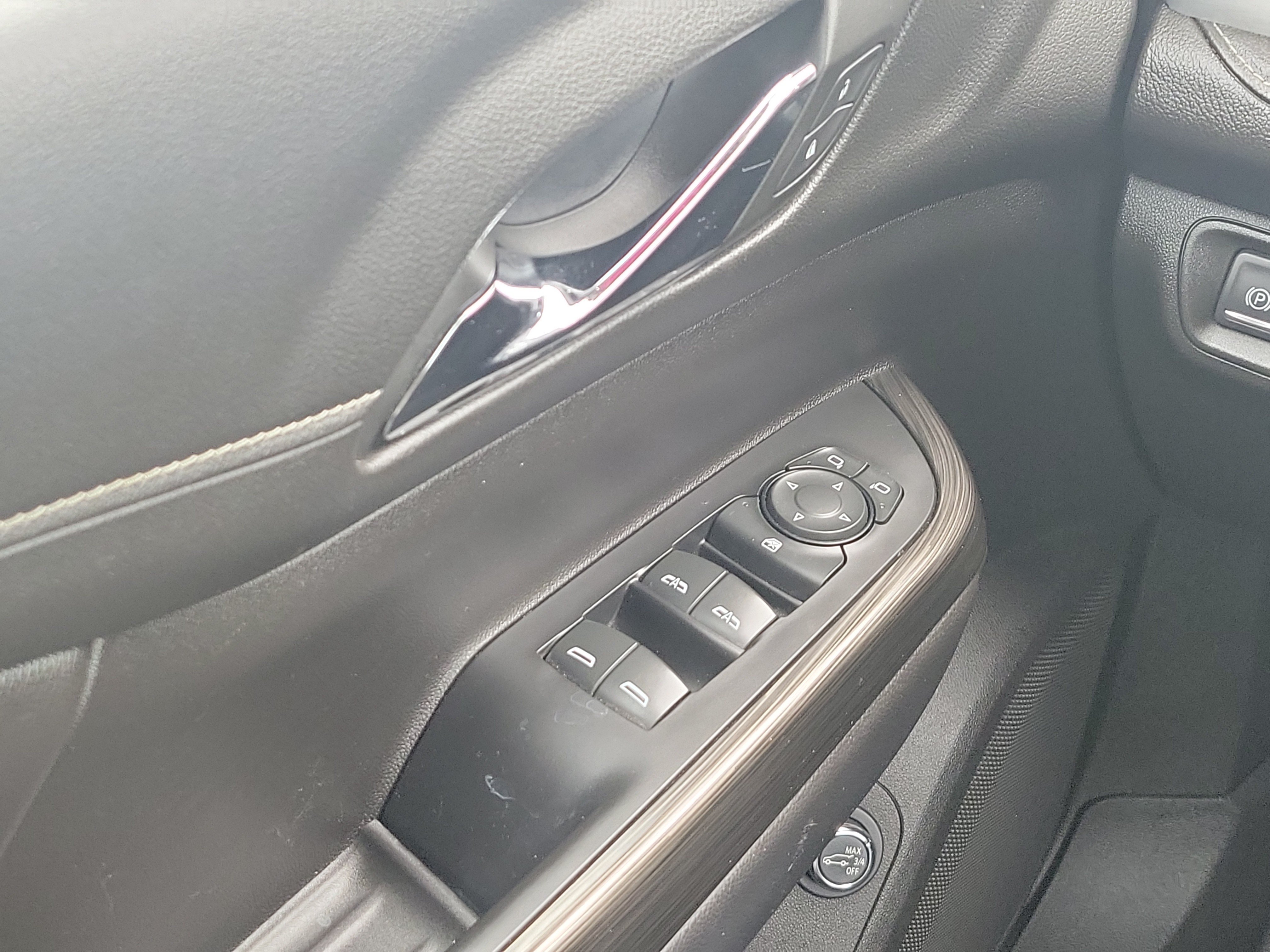 Used 2023 GMC Acadia SLT w/ Trailering Package AWD/4WD image 21