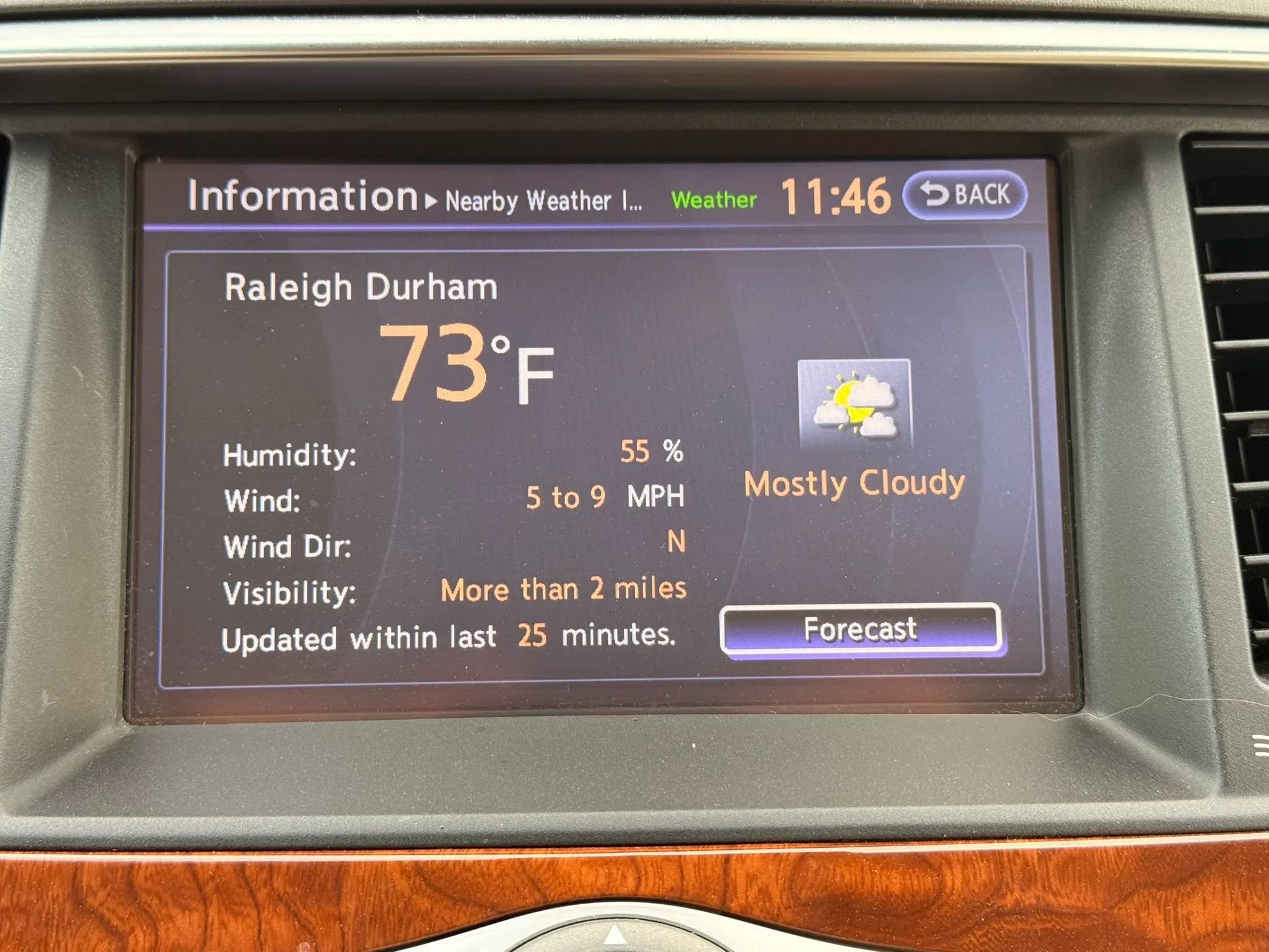 Used 2017 INFINITI QX80 4WD w/ Deluxe Technology Package image 31