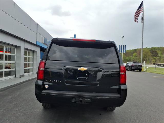 Used 2019 Chevrolet Suburban LT AWD/4WD image 6