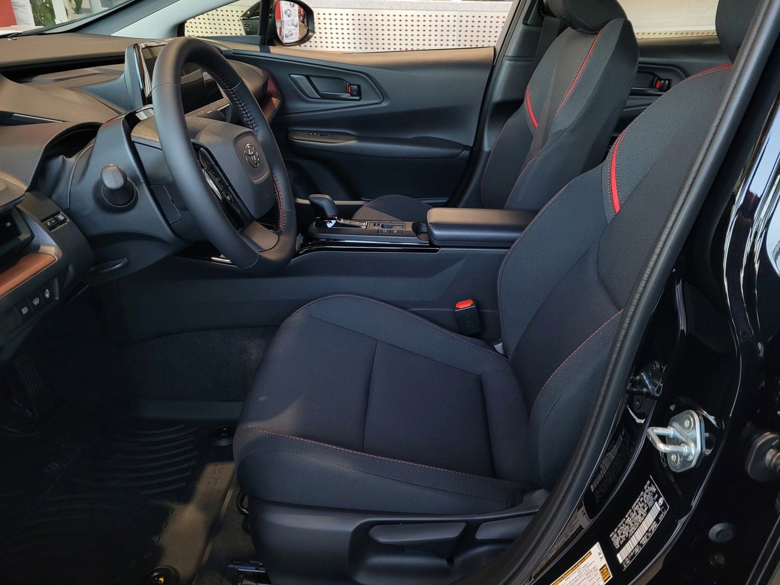 New 2026 Toyota Prius Plug-In Hybrid image 10