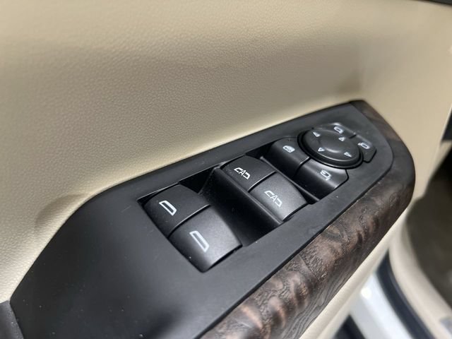 Used 2023 GMC Acadia Denali AWD/4WD image 22