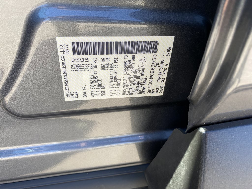 Used 2023 Nissan Rogue S image 44