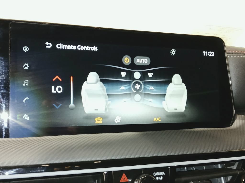 Used 2025 Nissan Kicks SR w/ SR Premium Package AWD/4WD image 24