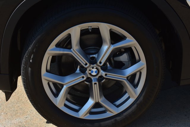 Used 2023 BMW X3 sDrive30i image 11