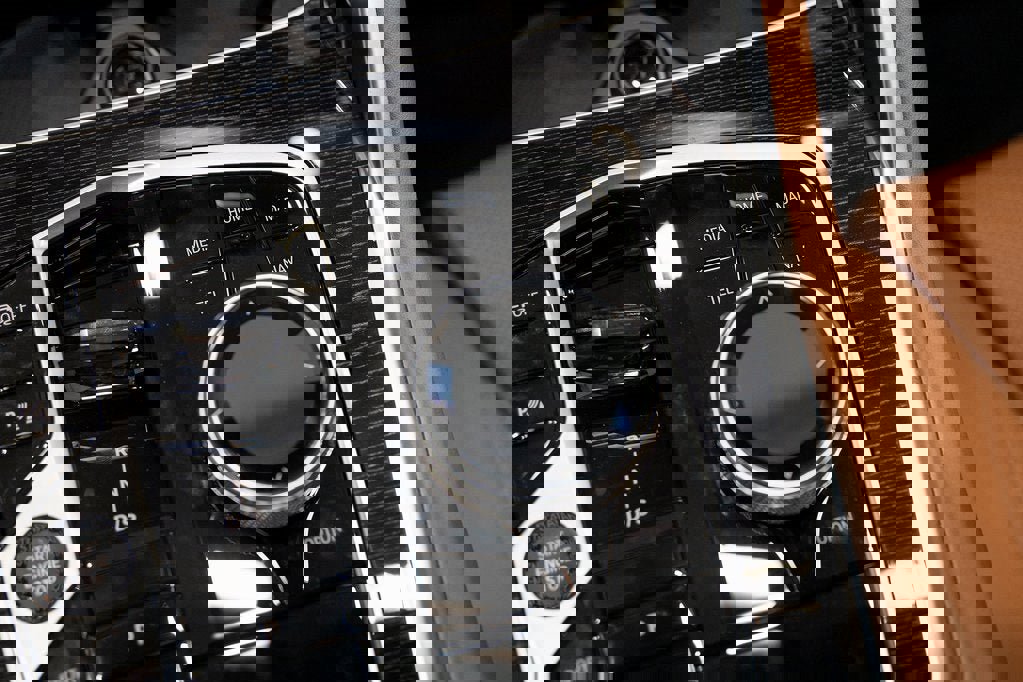 New 2026 BMW X6 M60i image 25