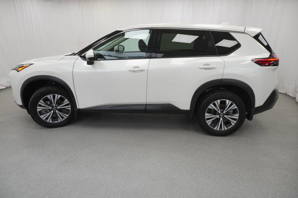 Used 2021 Nissan Rogue SV AWD/4WD image 15
