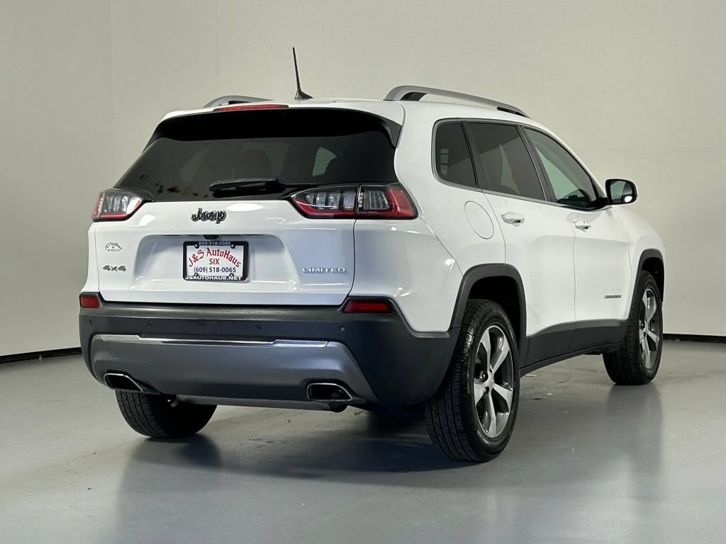 Used 2019 Jeep Cherokee Limited AWD/4WD image 7