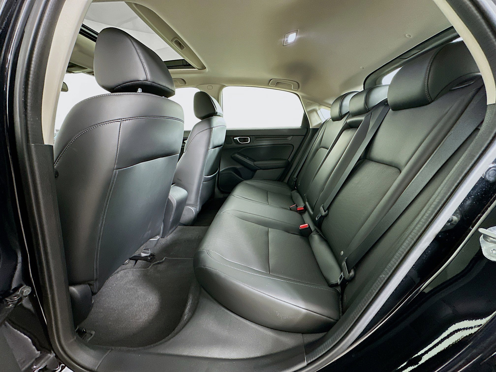 Used 2023 Honda Civic EX-L image 27