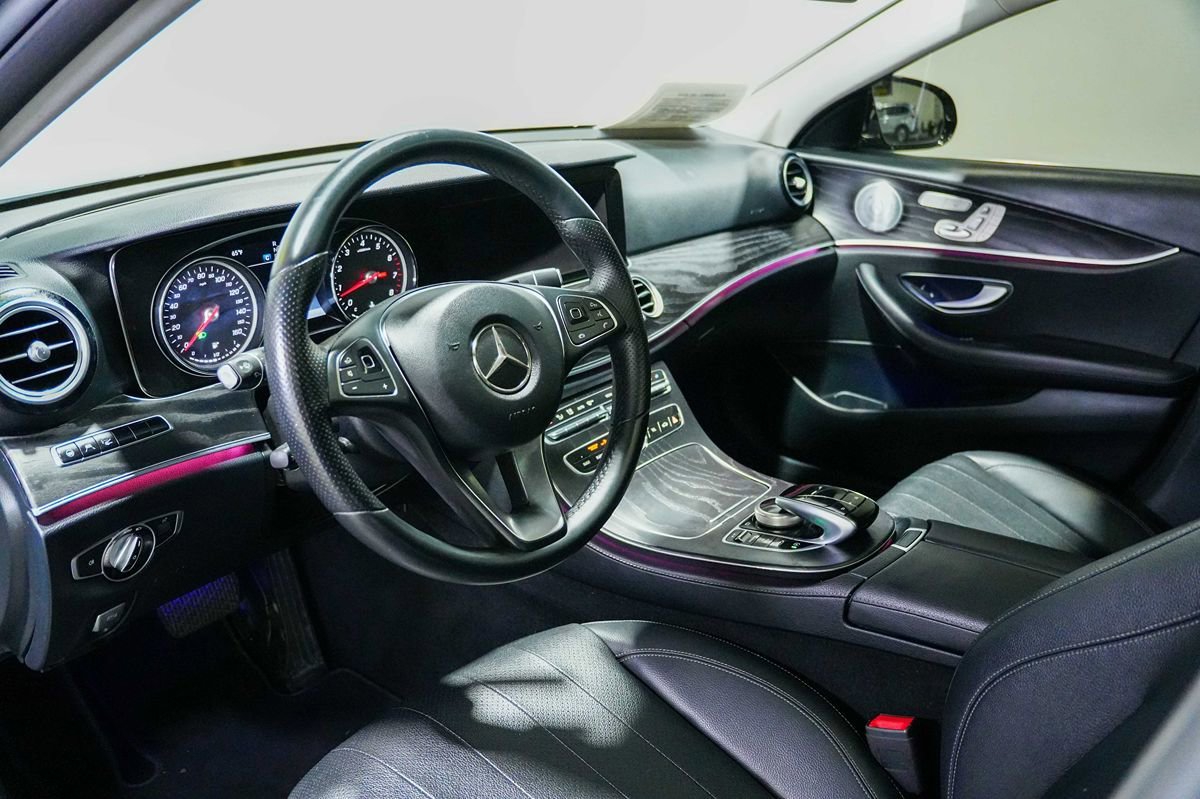 Used 2018 Mercedes-Benz E 300 image 11
