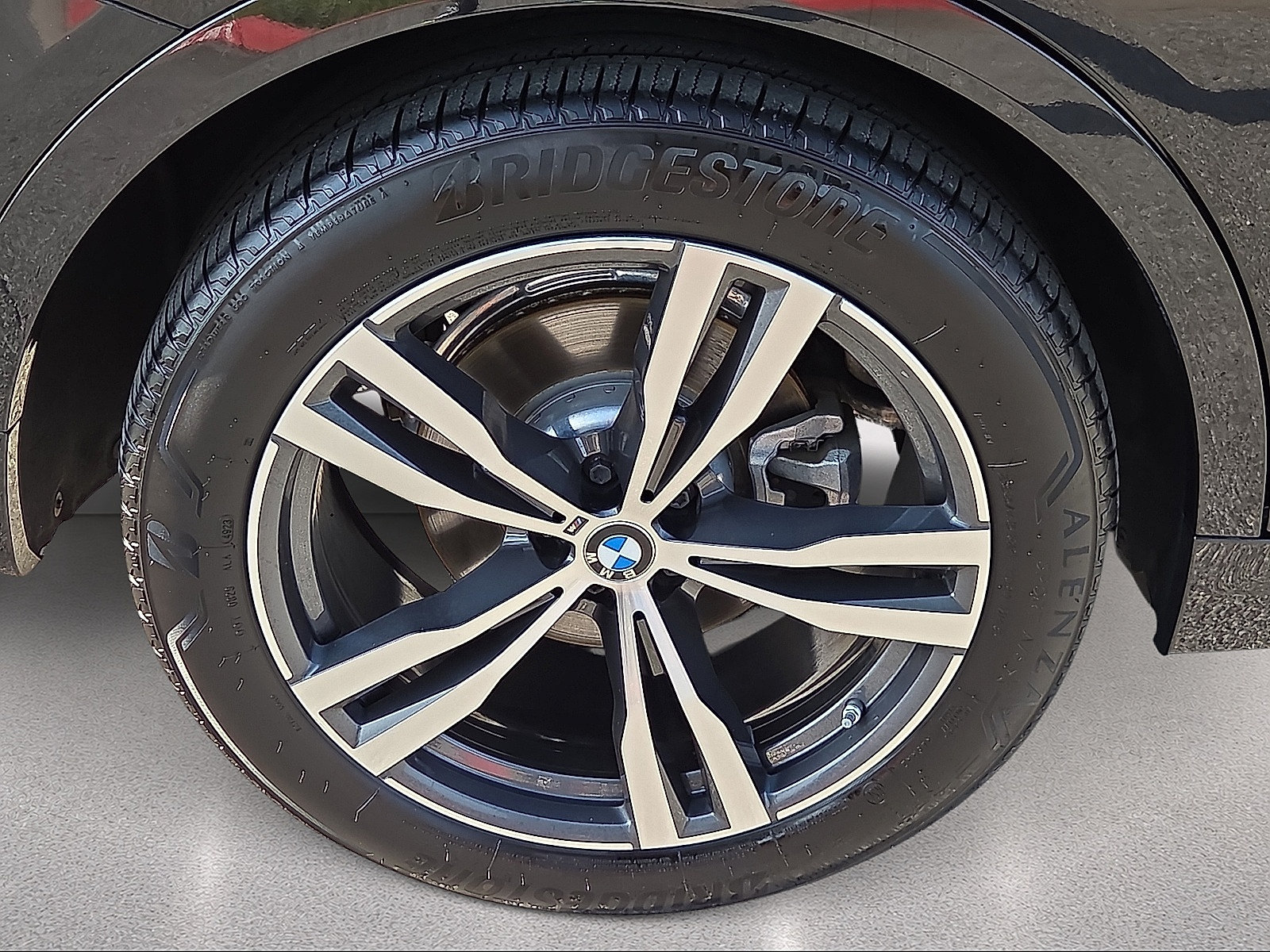 Used 2020 BMW X7 xDrive40i w/ M Sport Package AWD/4WD image 7