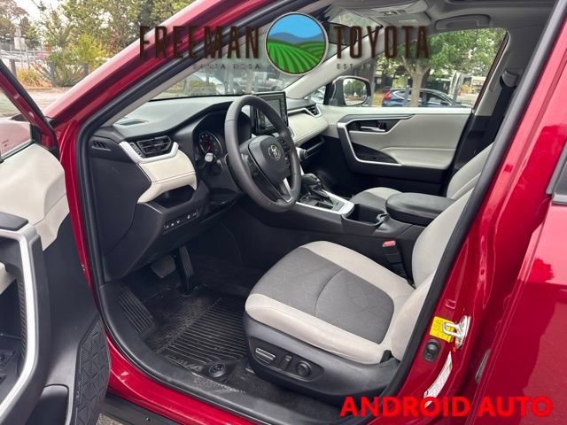 Used 2022 Toyota RAV4 XLE w/ Convenience Package FWD image 7