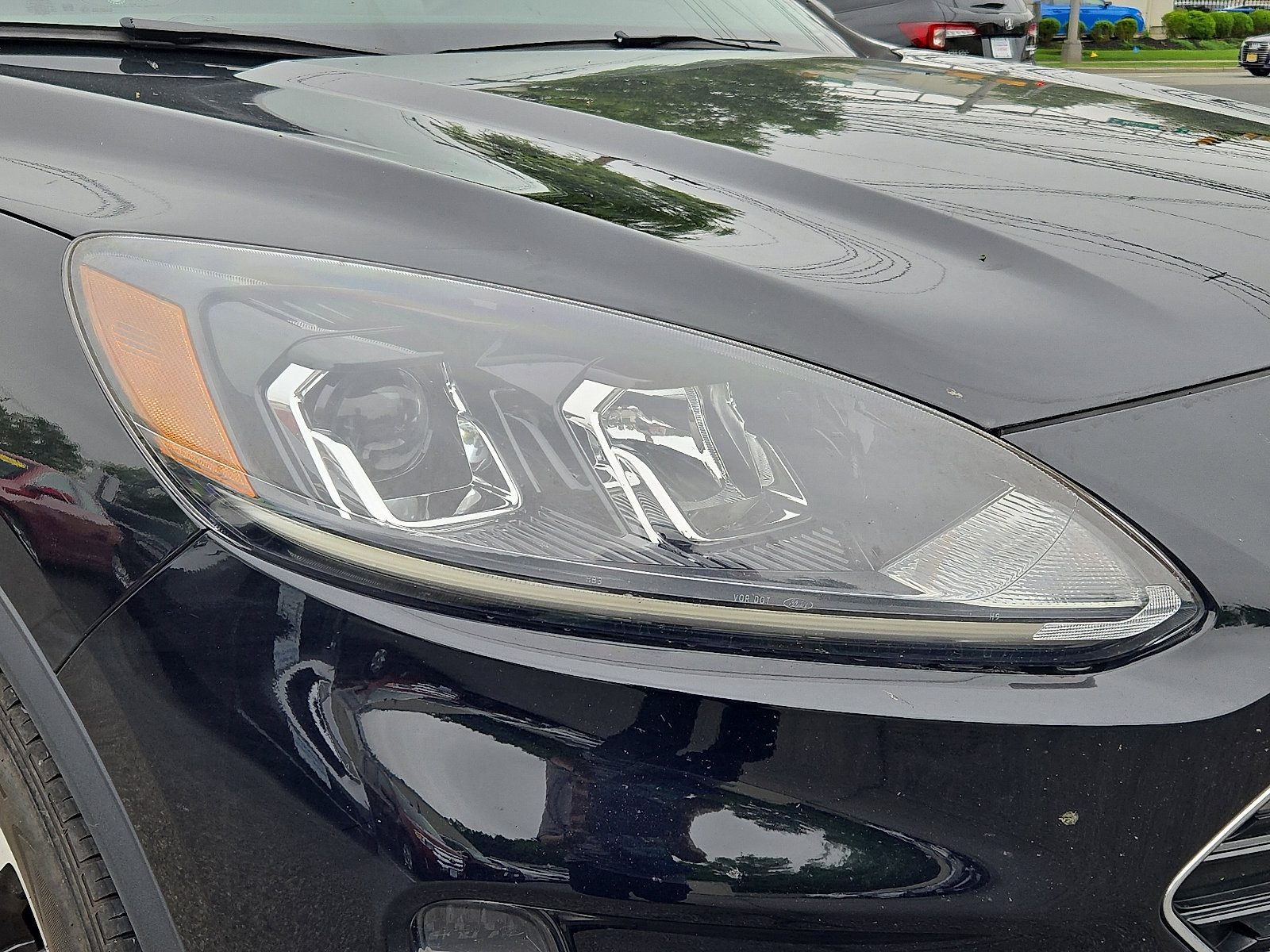 Used 2022 Ford Escape SEL w/ SEL Stealth AWD Package image 9