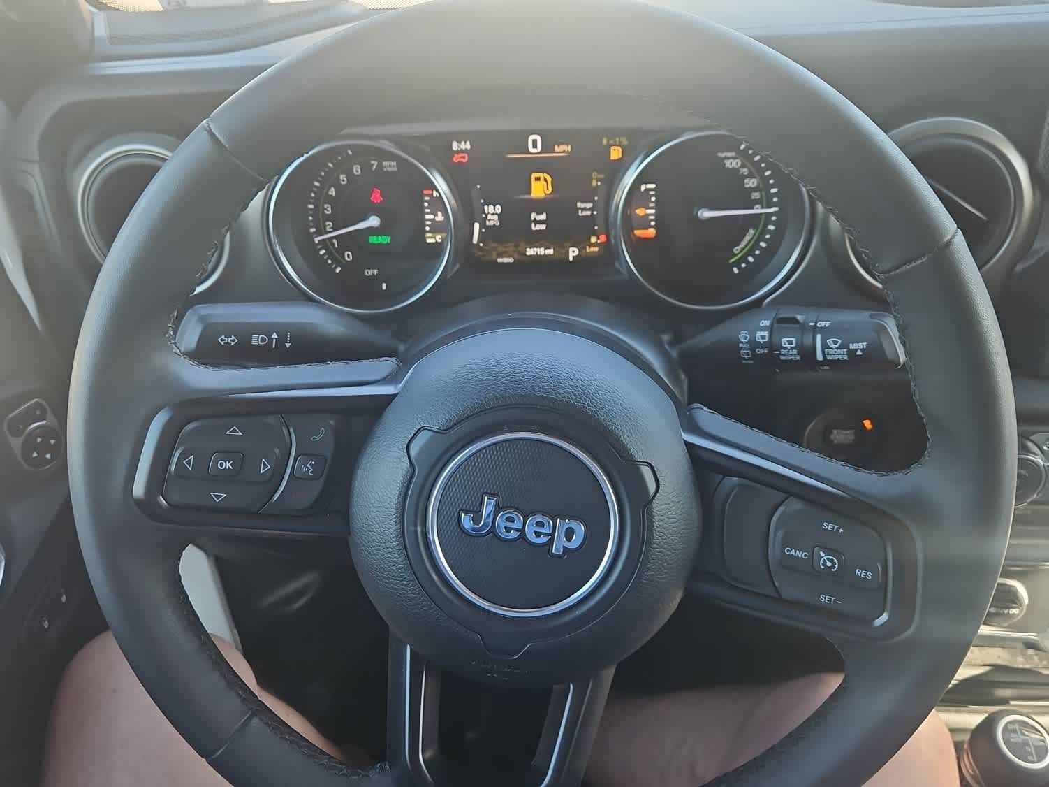Used 2023 Jeep Wrangler Unlimited w/ 8.4" Radio Group AWD/4WD image 12
