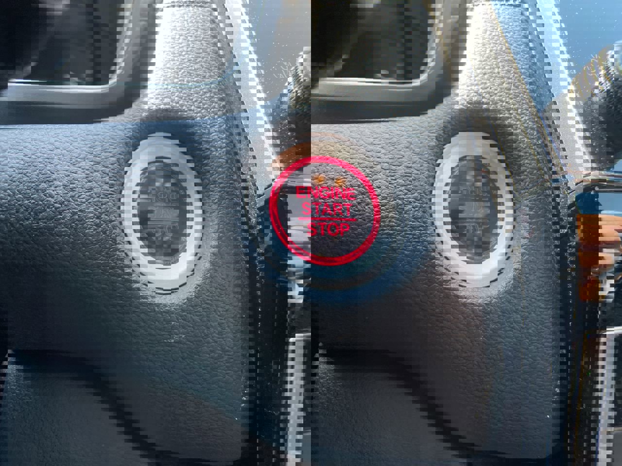 Used 2022 Honda CR-V Touring image 32