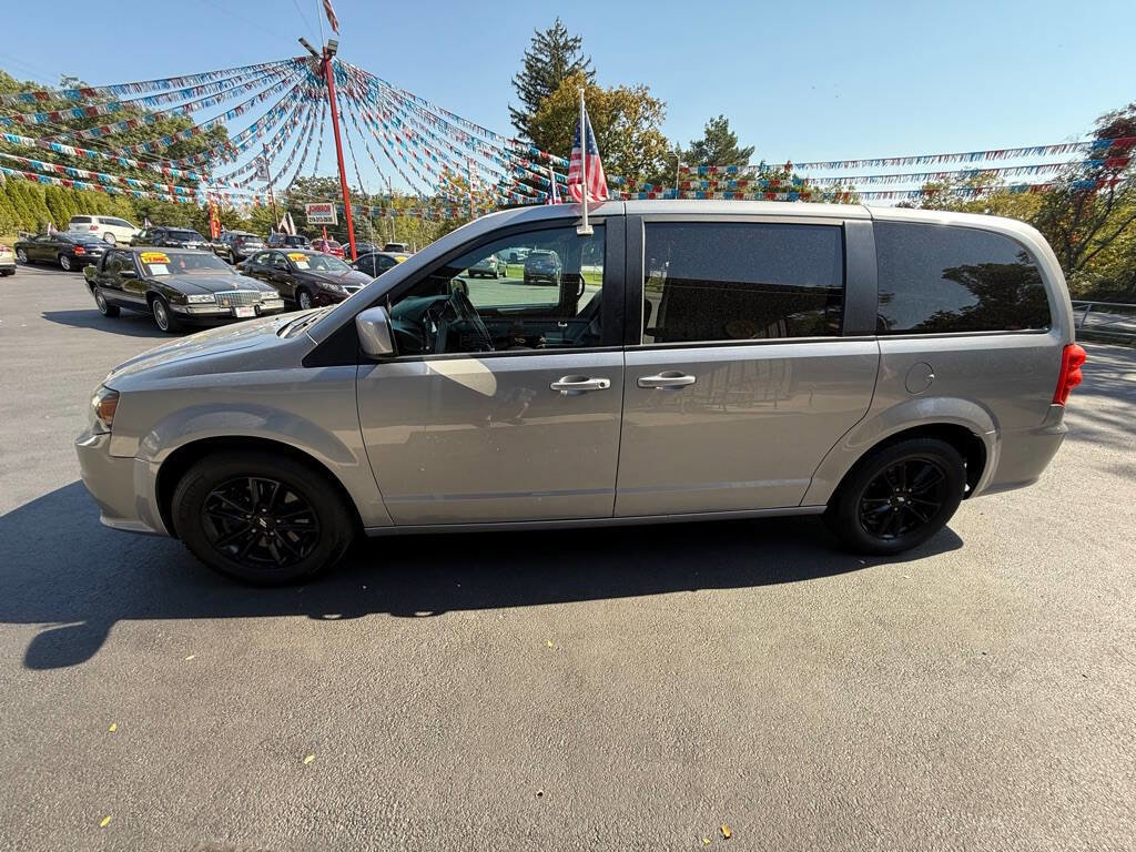 Used 2019 Dodge Grand Caravan GT image 6