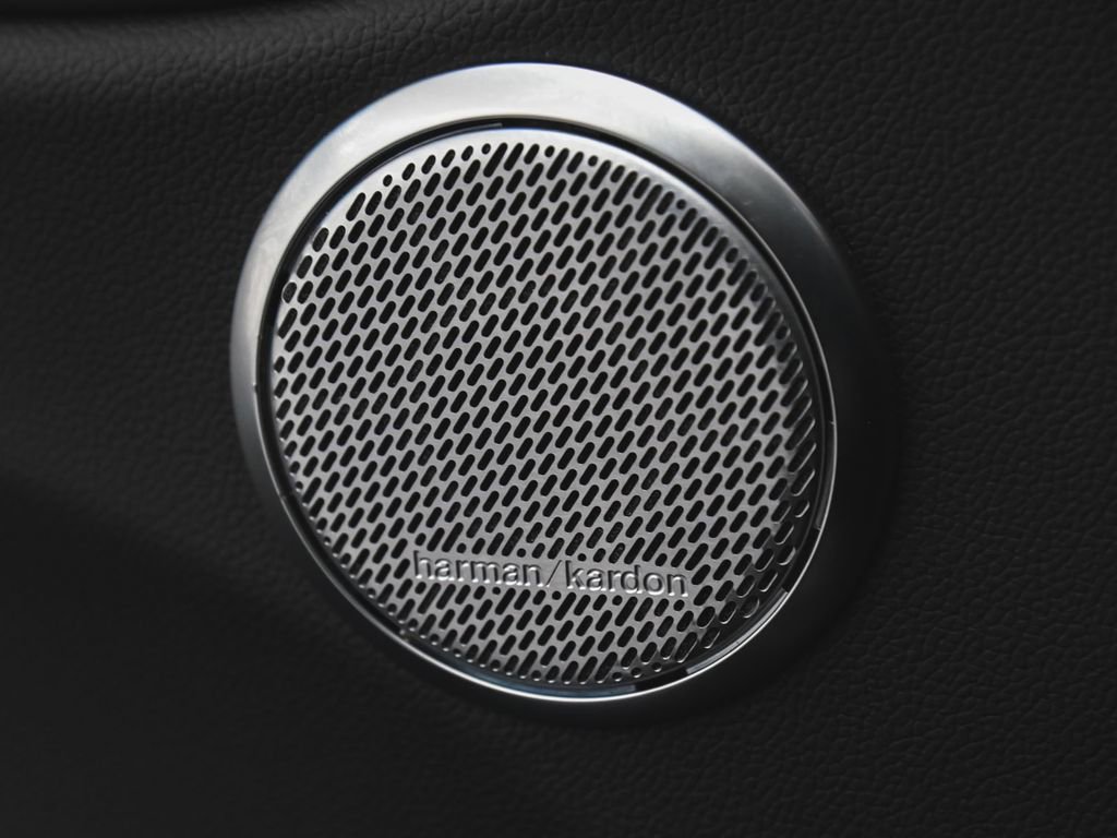 Used 2024 Alfa Romeo Giulia Veloce image 11