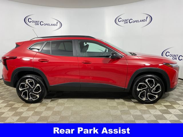 Certified 2026 Chevrolet Trax RS w/ Driver Confidence Package FWD image 8