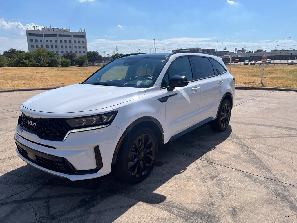 Used 2023 Kia Sorento SX