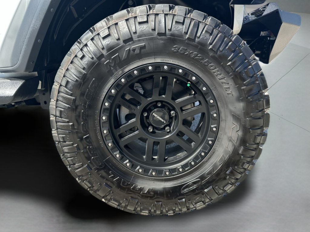 Certified 2023 Jeep Wrangler Sport AWD/4WD image 44