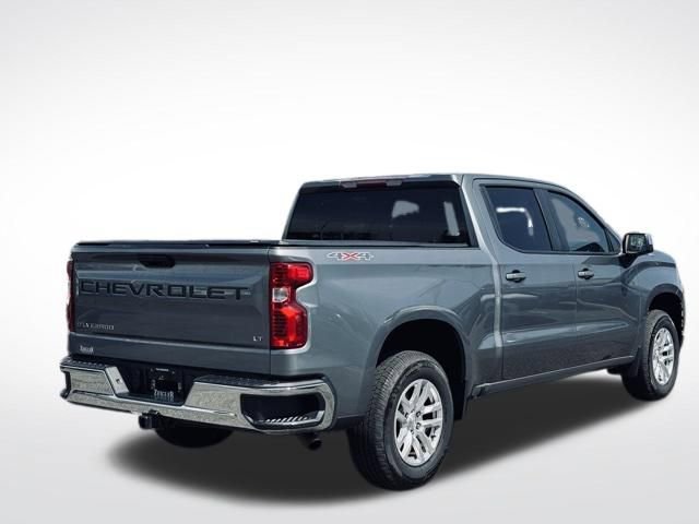 Used 2020 Chevrolet Silverado 1500 LT w/ LT Value Package AWD/4WD image 6