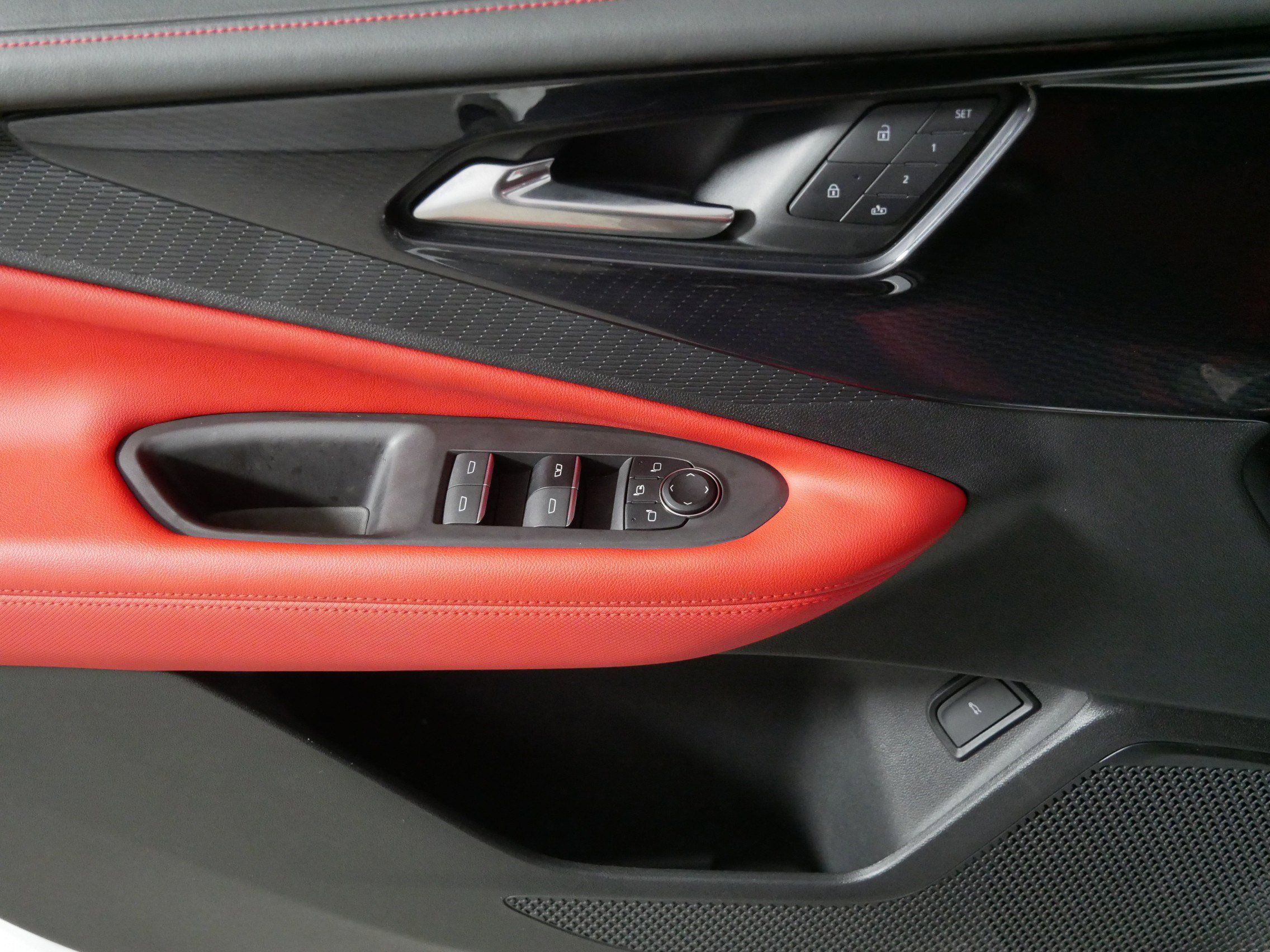 Certified 2024 Chevrolet Blazer EV RS image 19