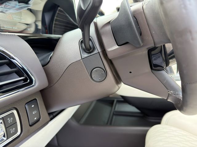 Used 2022 Lincoln Navigator Black Label AWD/4WD image 51