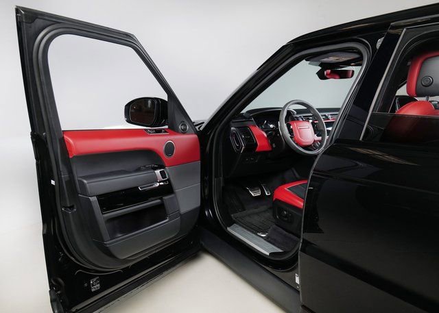 Used 2022 Land Rover Range Rover Sport HST image 26
