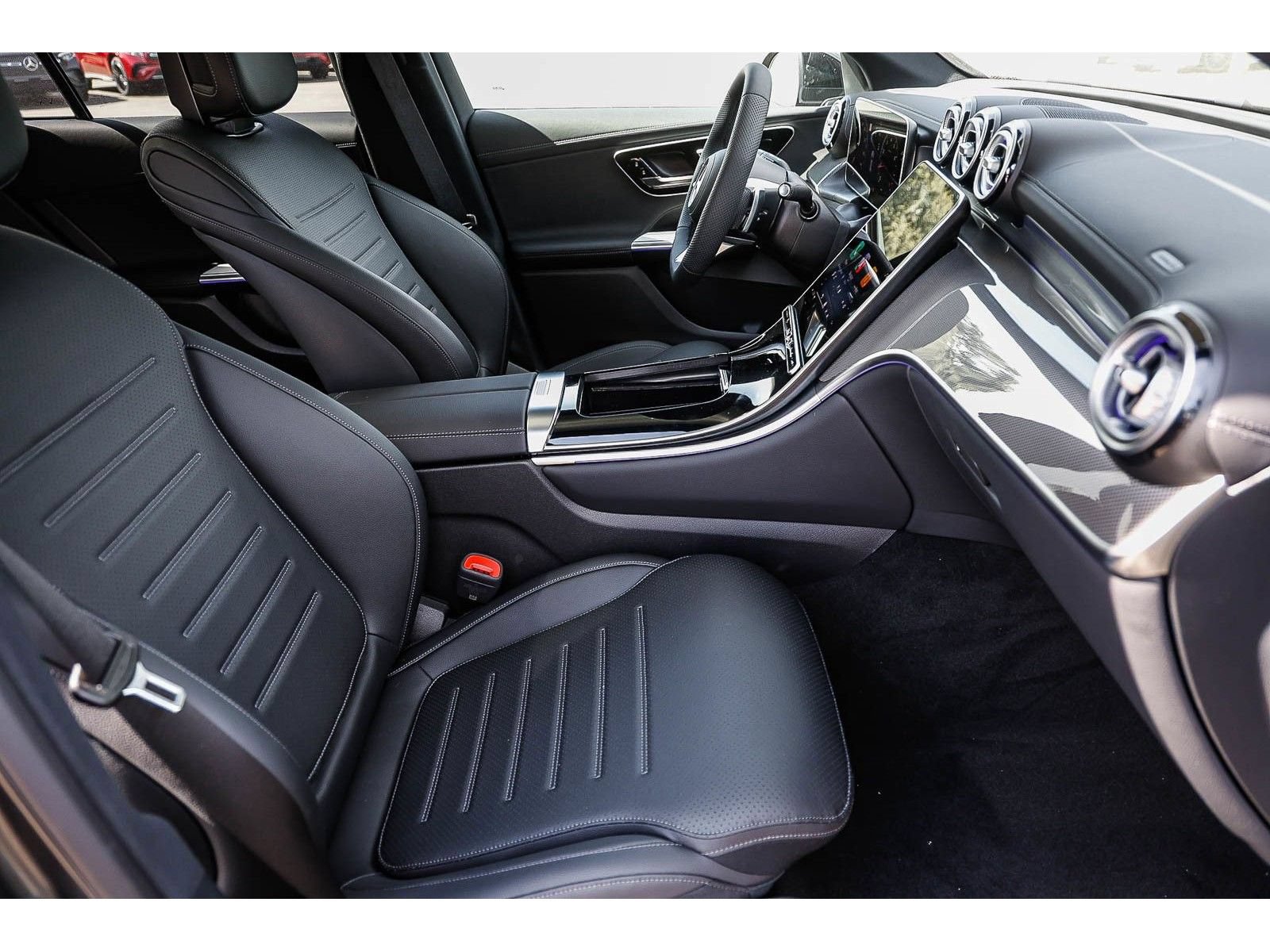 New 2026 Mercedes-Benz GLC 300 4MATIC image 17