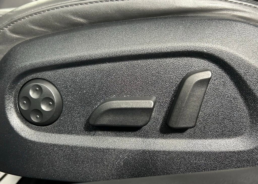 Used 2012 Audi R8 V10 image 27