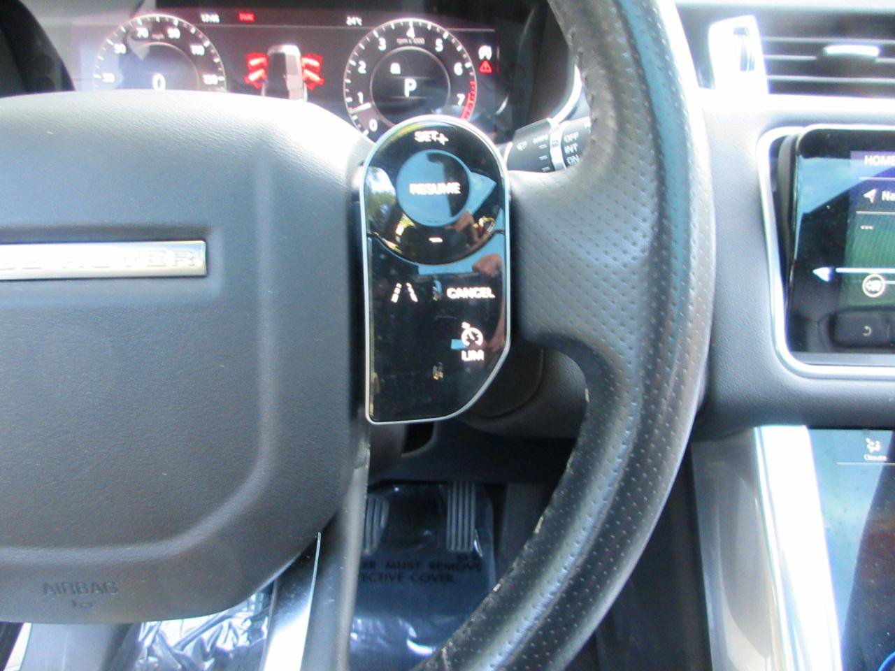 Used 2020 Land Rover Range Rover Sport SE AWD/4WD image 51