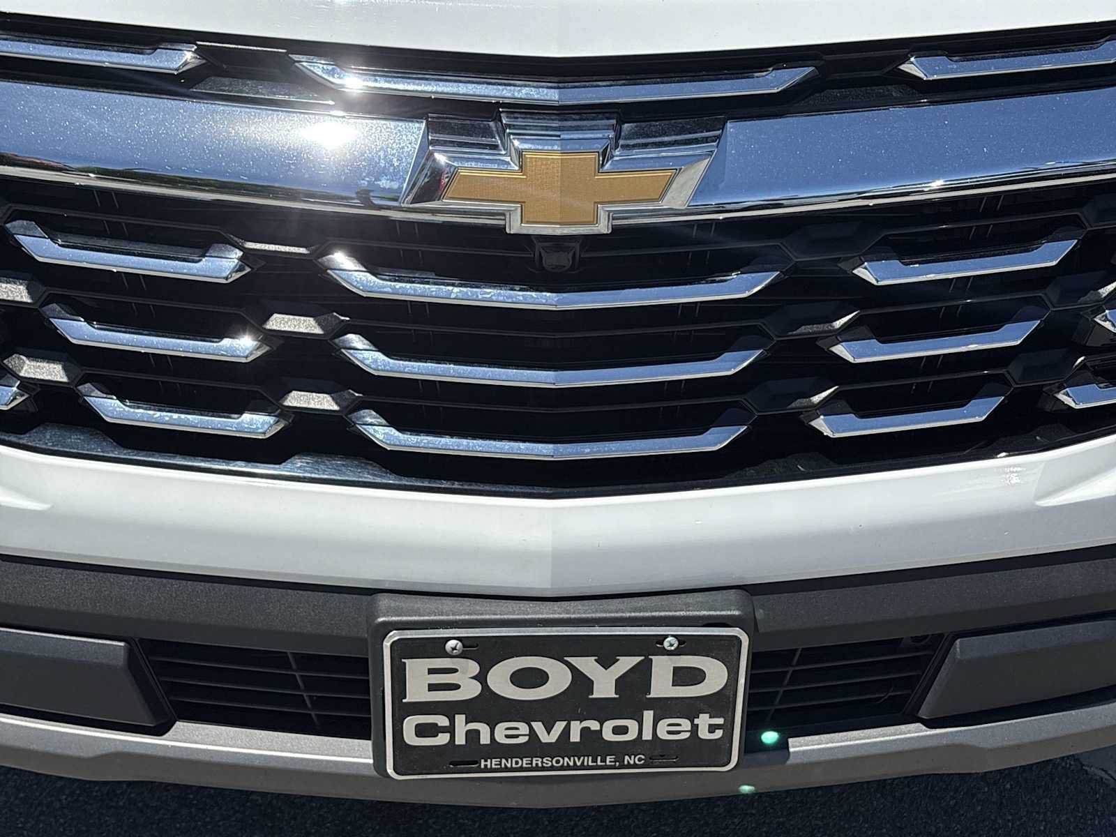 Used 2025 Chevrolet Equinox LT AWD/4WD image 31